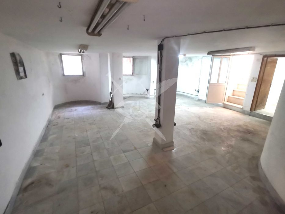 Бизнес имот в център Бургас