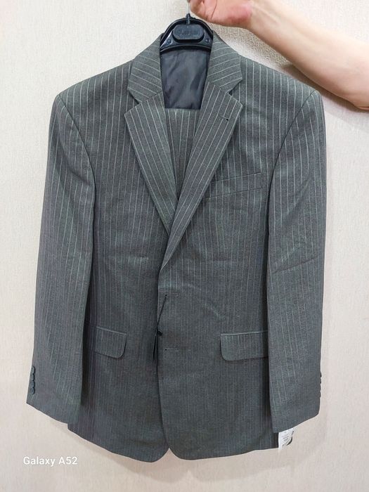 Костюм мужской  Итальянской фирмы FERETI.