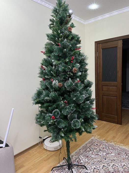 Продам ёлку искуственную