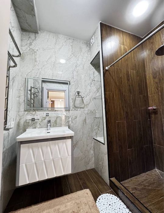 Срочно продаётся квартира Чилонзор-10 Номдор милли таомлар метроЧилонз