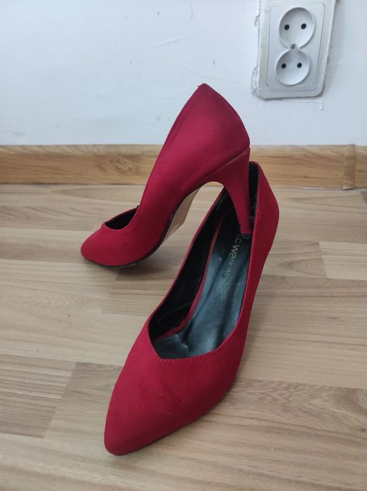 Pantofi cu toc LC Waikiki