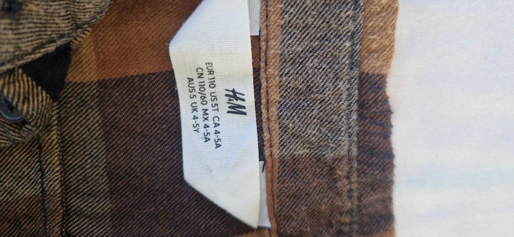 Donez haine copii 4-5 ani