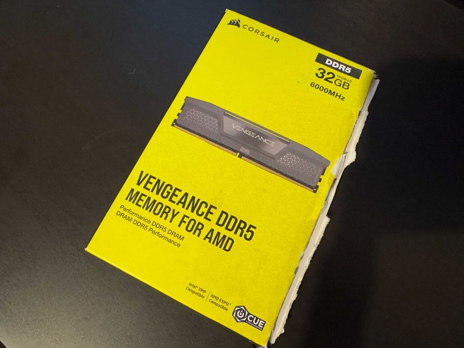 Рам памет Corsair Vengeance DDR5 32gb 6000MHz (CMK32GX5M2B6000Z30)