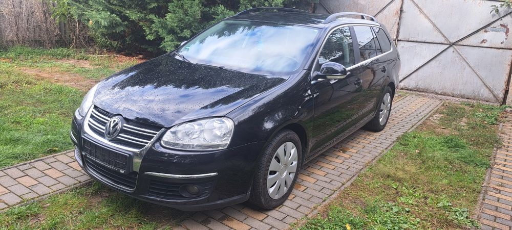 Volkswagen Golf V 1.4 benzină 140 CP. Turbo și distribuție nouă