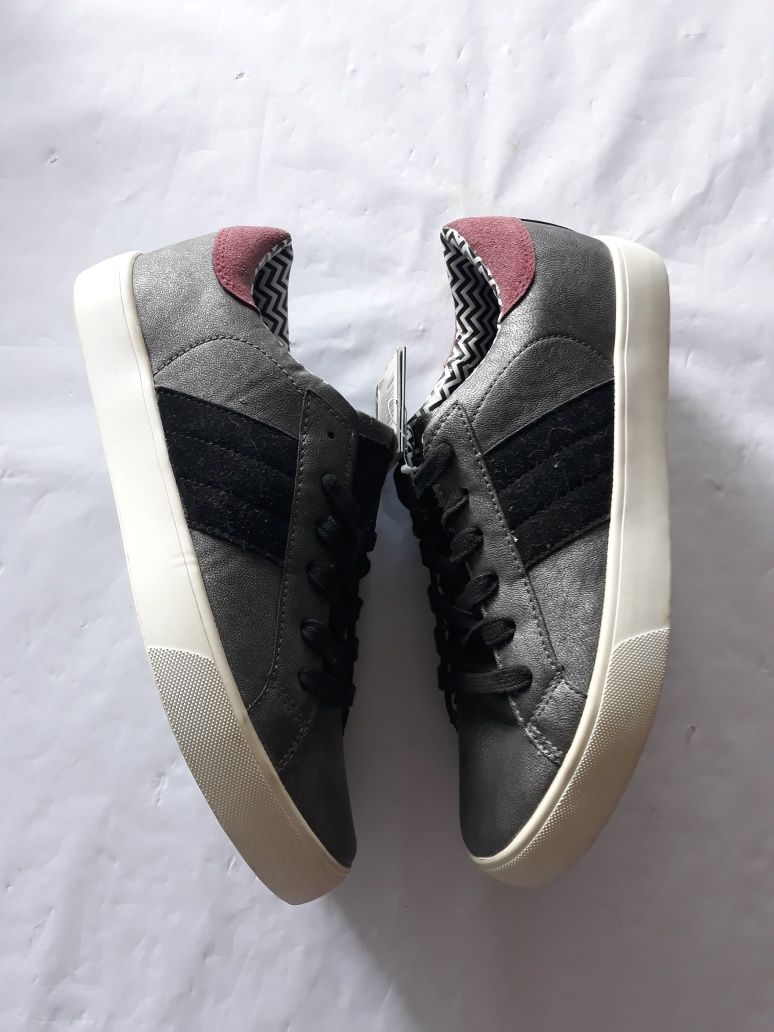 Adidas Piazza Italia nr 41 originali