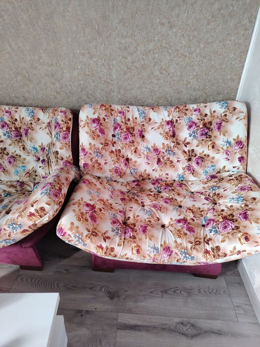 Canapea cu fotolii 600 lei tot setul