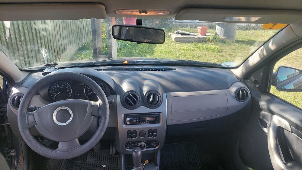 Vând Dacia Sandero
