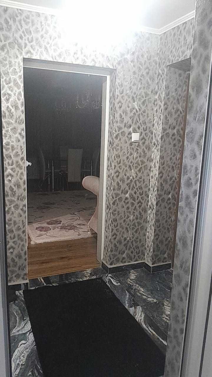 Апартамент тристаен