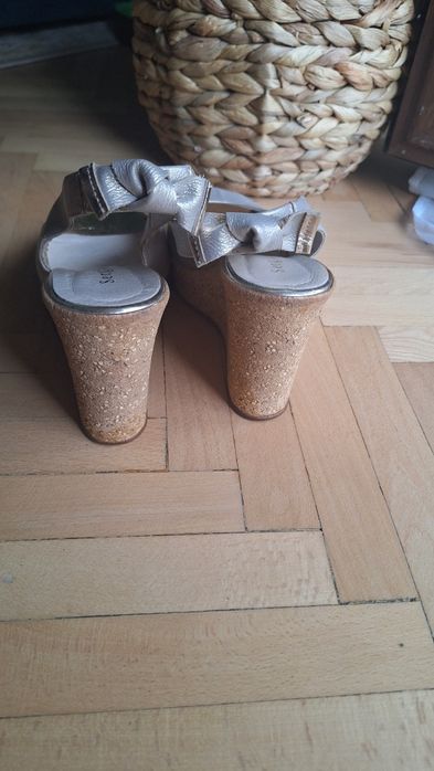 Sandale piele platforma 39, ca noi