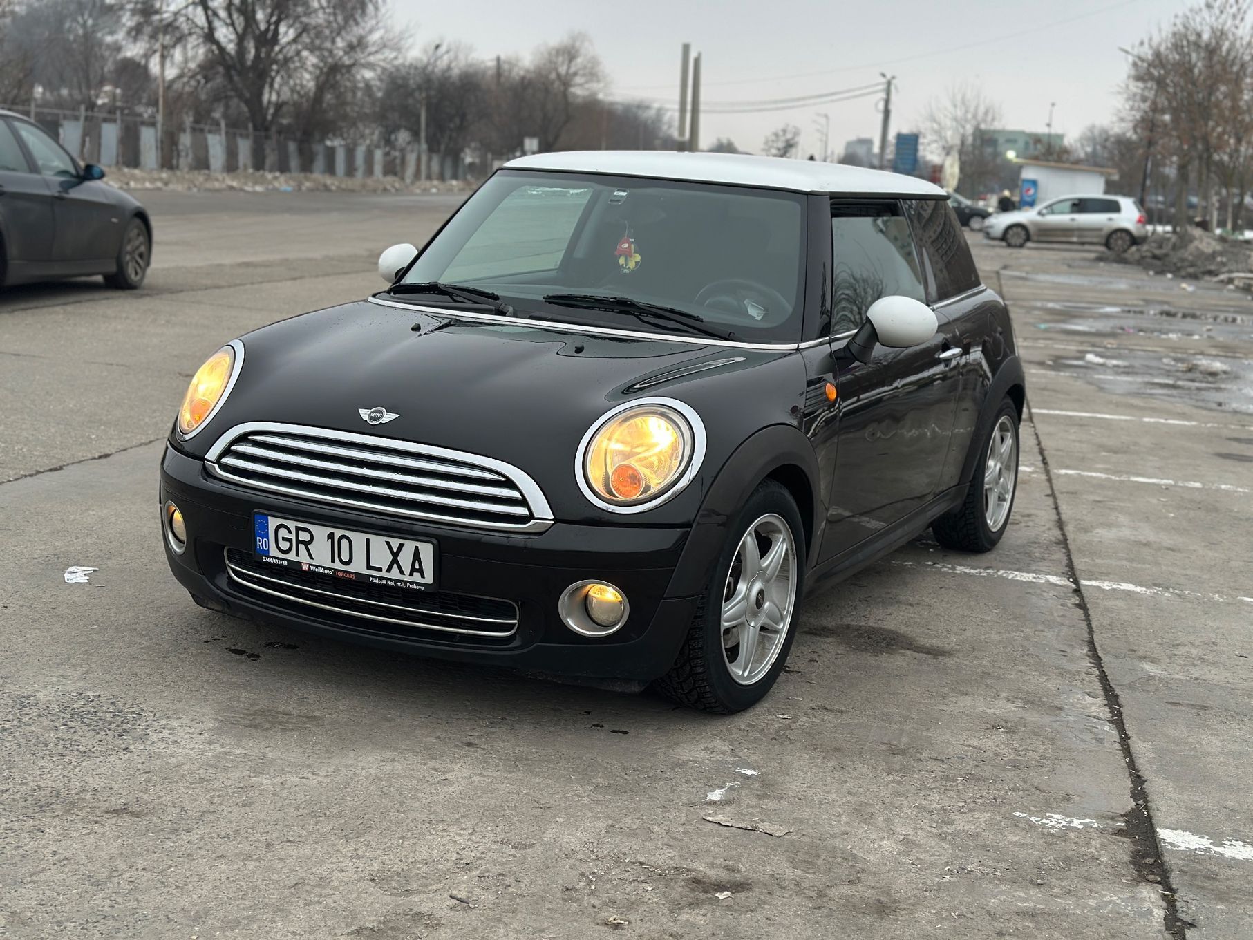 Mini Cooper Mini Cooper 1.6 benzina, automat, 6 trepte