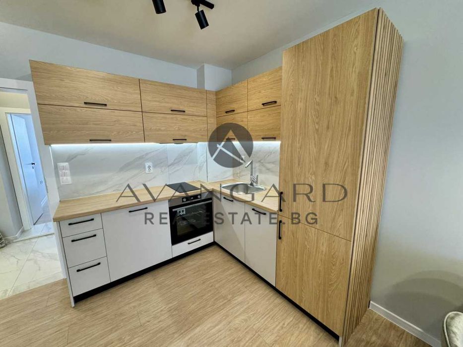 Продава се Двустаен апартамент в Пловдив, Кършияка - 73 кв.м за 1781 €/кв.м - Снимка #4