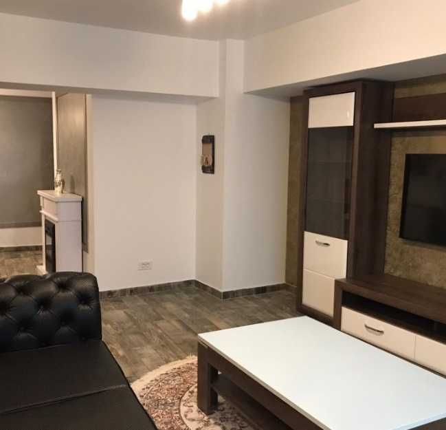 Дава се под наем Двустаен апартамент в Пловдив, Гагарин - 60 кв.м за 260.1 € - Снимка #1