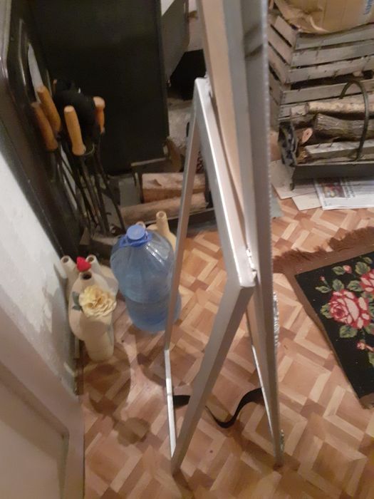 Соц.селска закачалка и запазено огледало