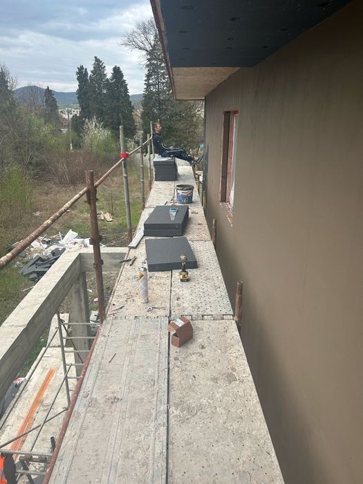 Inchiriez schela metalica pentru construcții