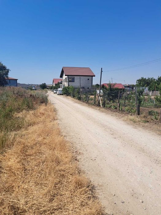 Teren pe strada Ciresilor