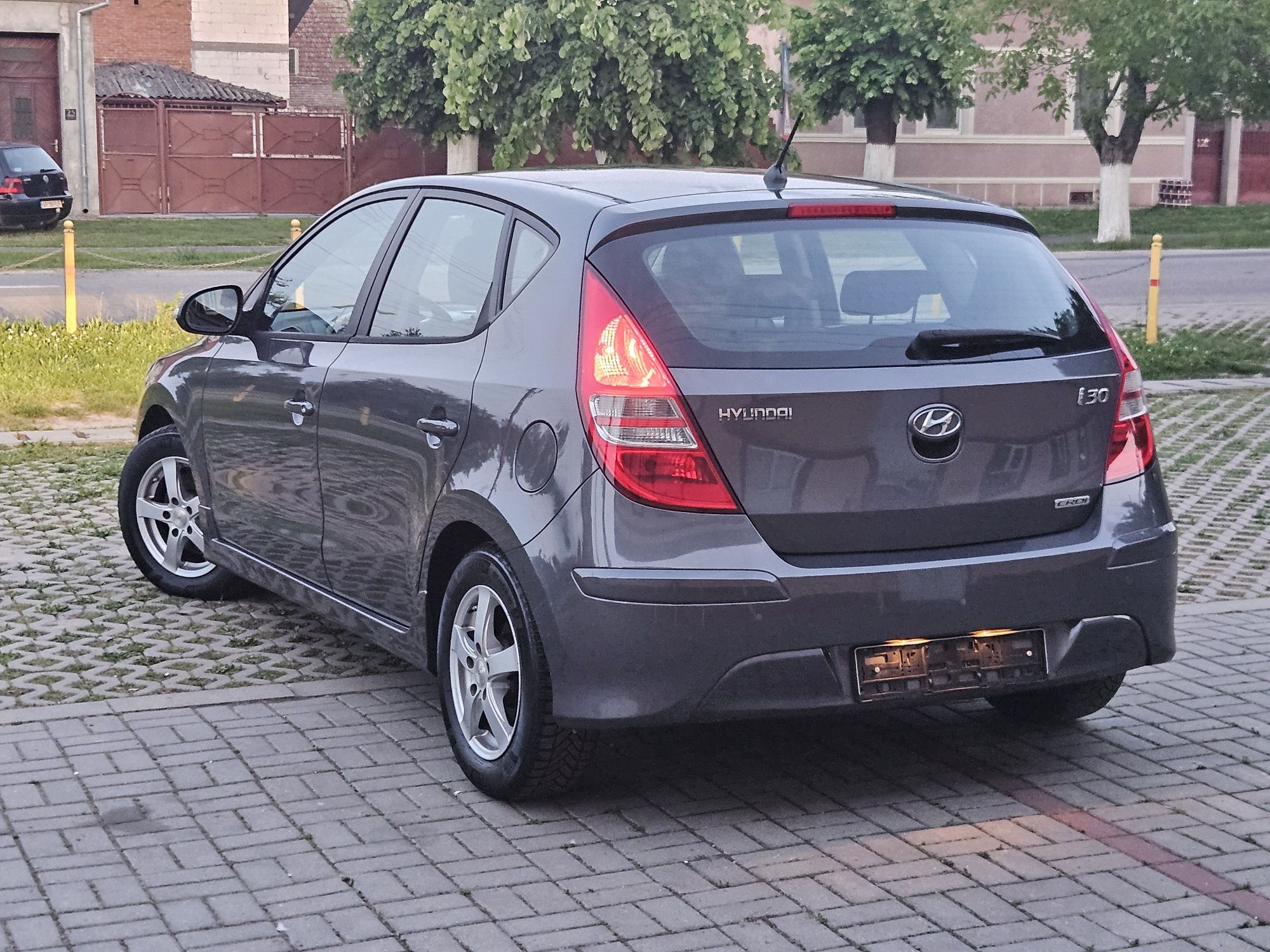 Hyundai I 30 - An 2011 - 1.6(Diesel), 90 Cai, Încălzire scaune