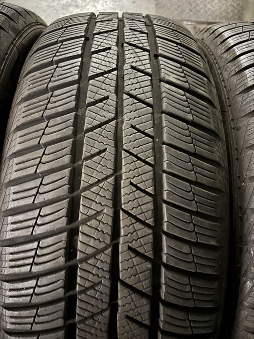 Barum 235/55/19 ca noi