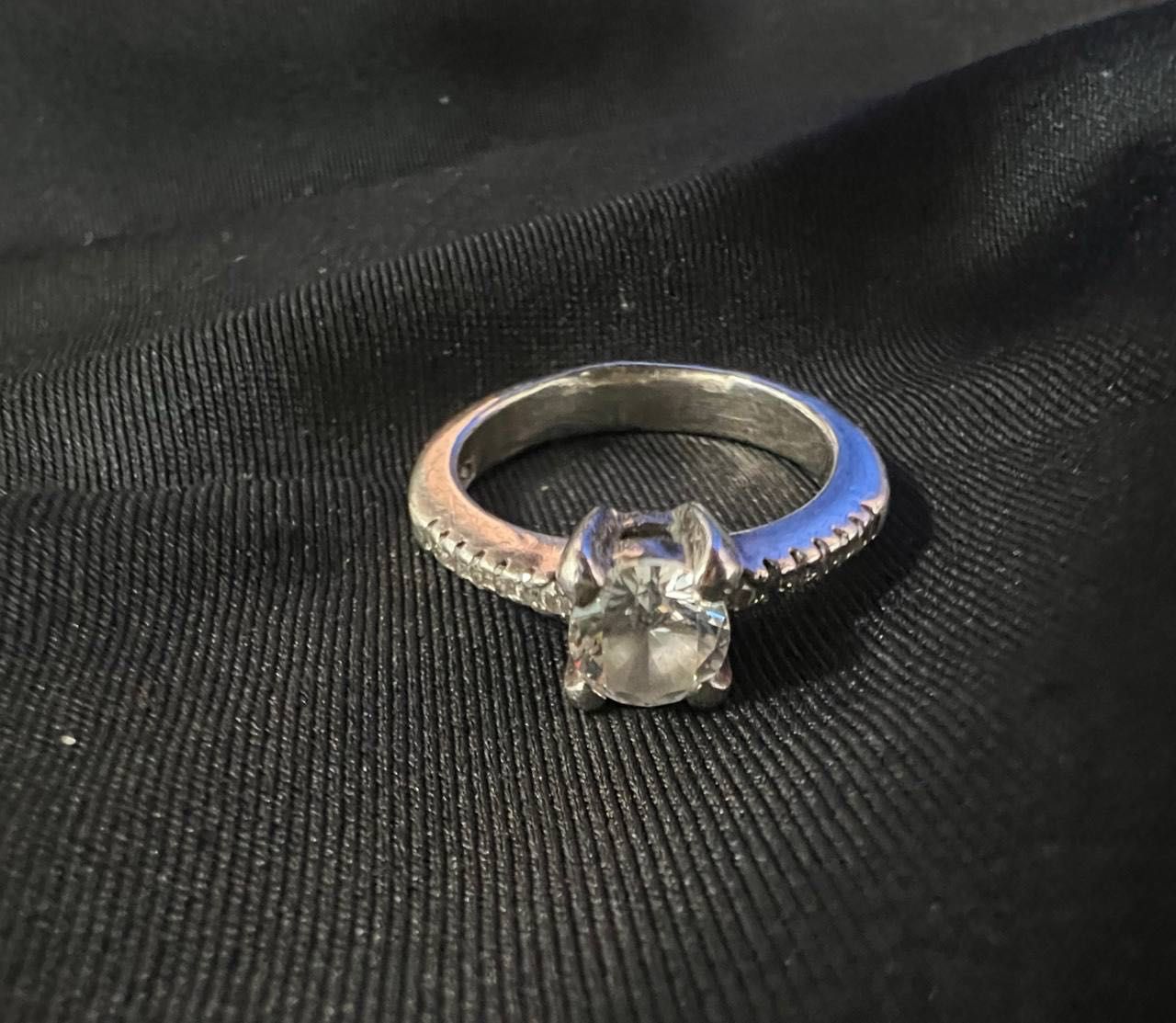 Продам кольца серебро 925