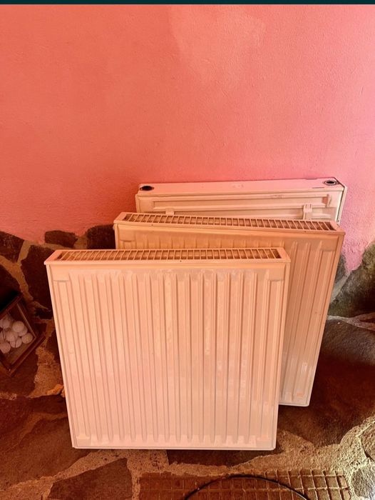 Vând calorifere 60×90...60×50 etc