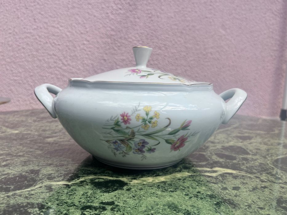 Set farfurii, platou mare, castron supa, 3 persoane, anii ‘50 Germany