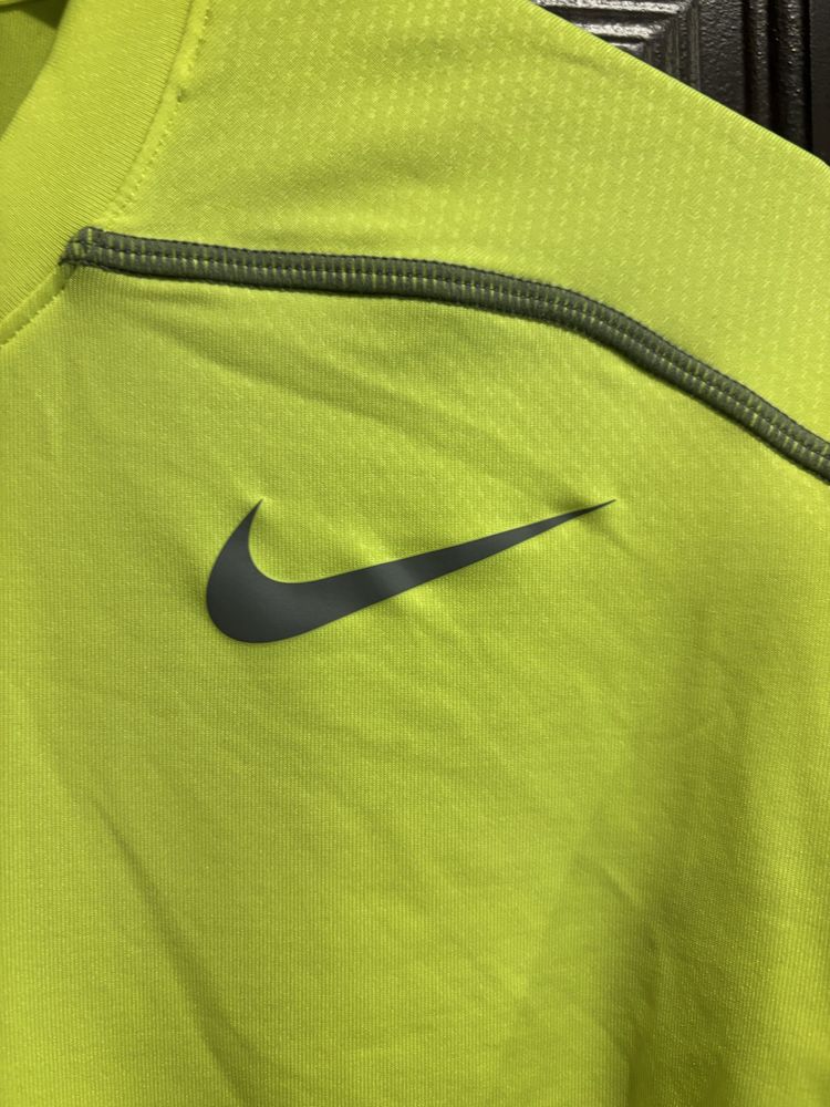 Оригинална тениска Nike Pro Combat Hypercool