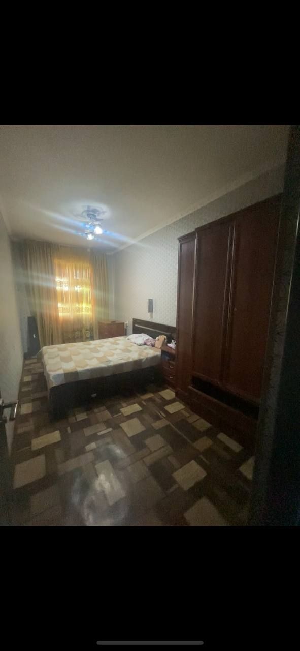 Юнусобод 12 квартал 6 дом 3 этаж метро 200 метр
