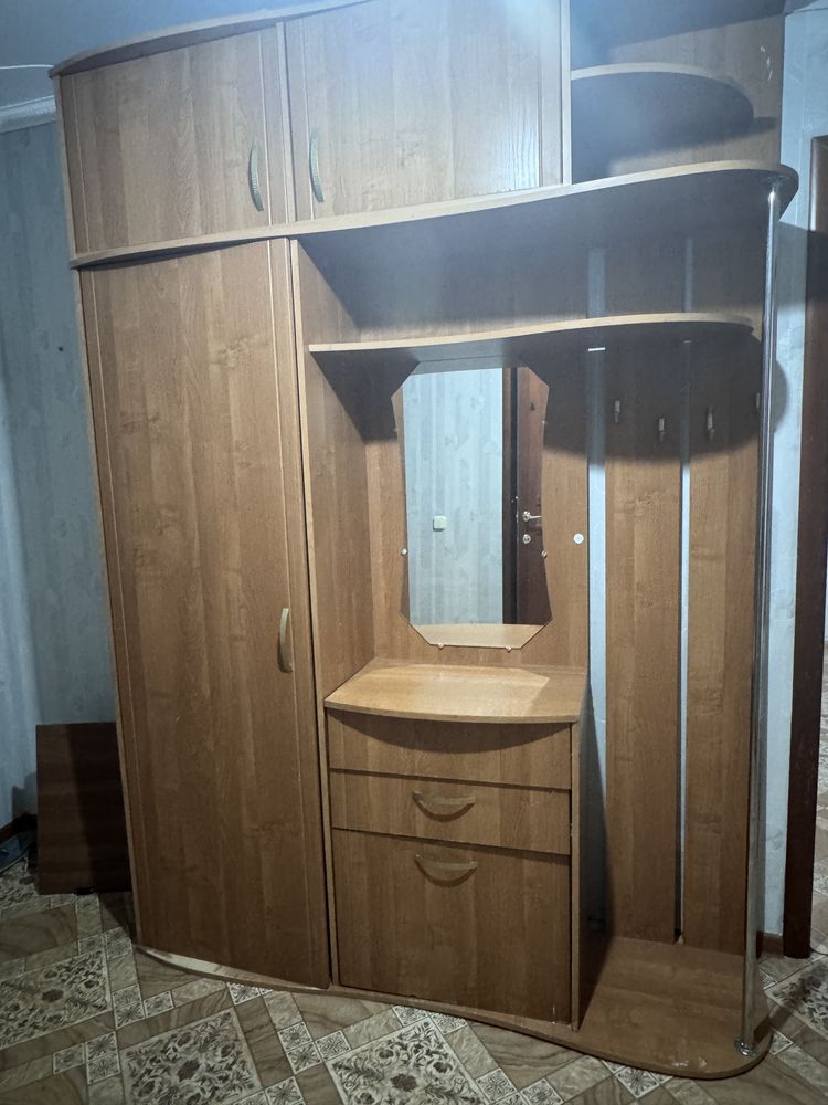 Продается прихожка