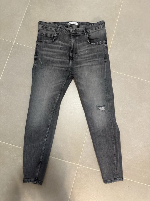 Blugi Zara marime 44