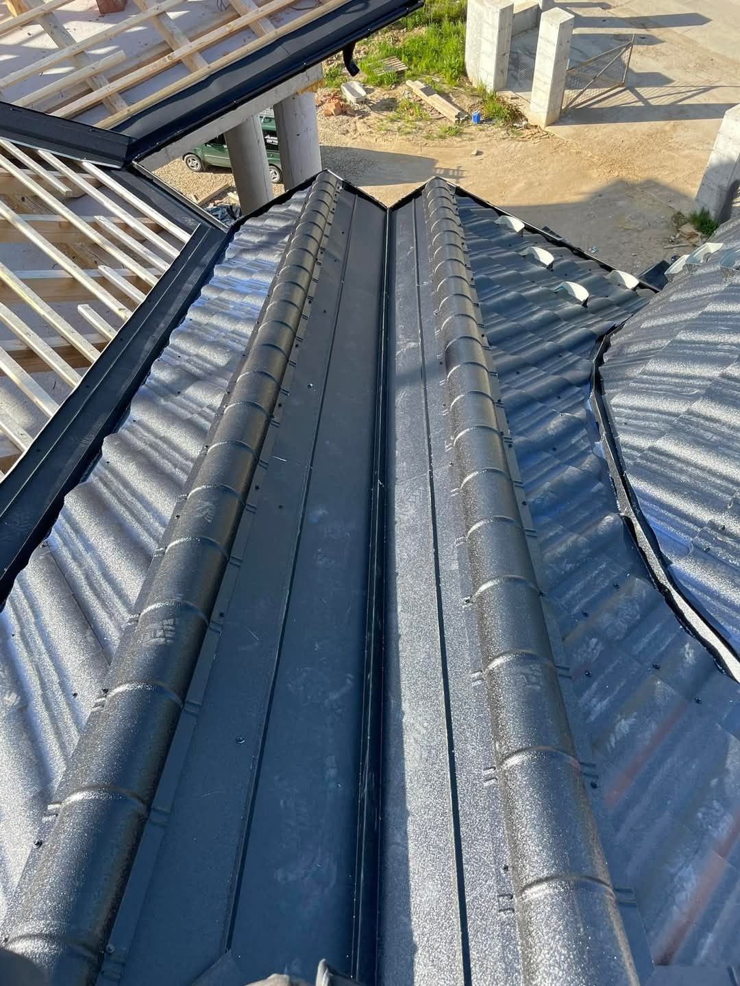 Tigla metalica jgheaburi reparatii terase dulgherii mansardari