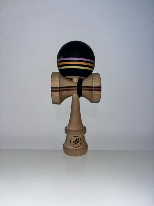 kendama cereal semnata de albertksv si screamx