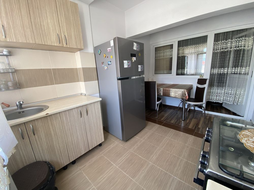 Apartament 2 camere de vanzare