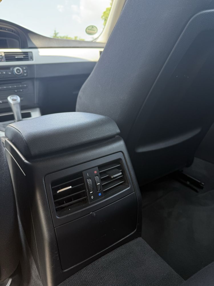Bmw 318d, 2010 manuala