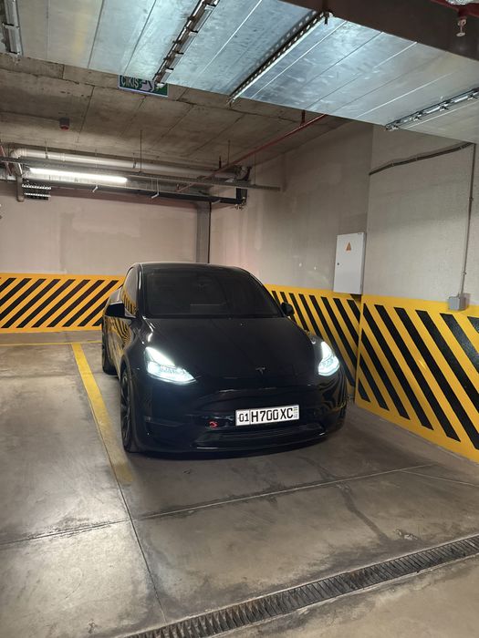 Tesla model y dual mator 0/100 5 secund