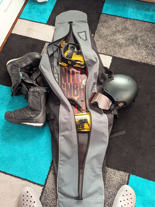 Vand set snowboard Nitro  158cm+ casca + boots +ochelari + husa