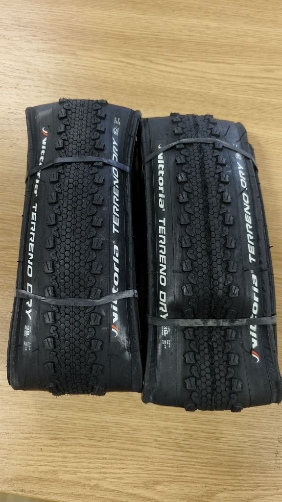 Гравел гуми VITTORIA Terreno Dry 700x38c Rigid Tire