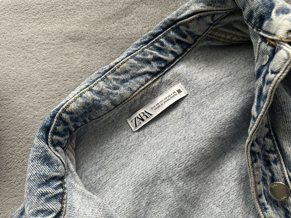 Дънково дамско яке на Zara