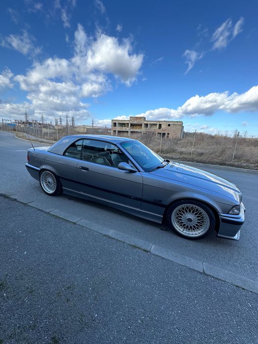 BMW 320 i Cabrio e36 Pachet M