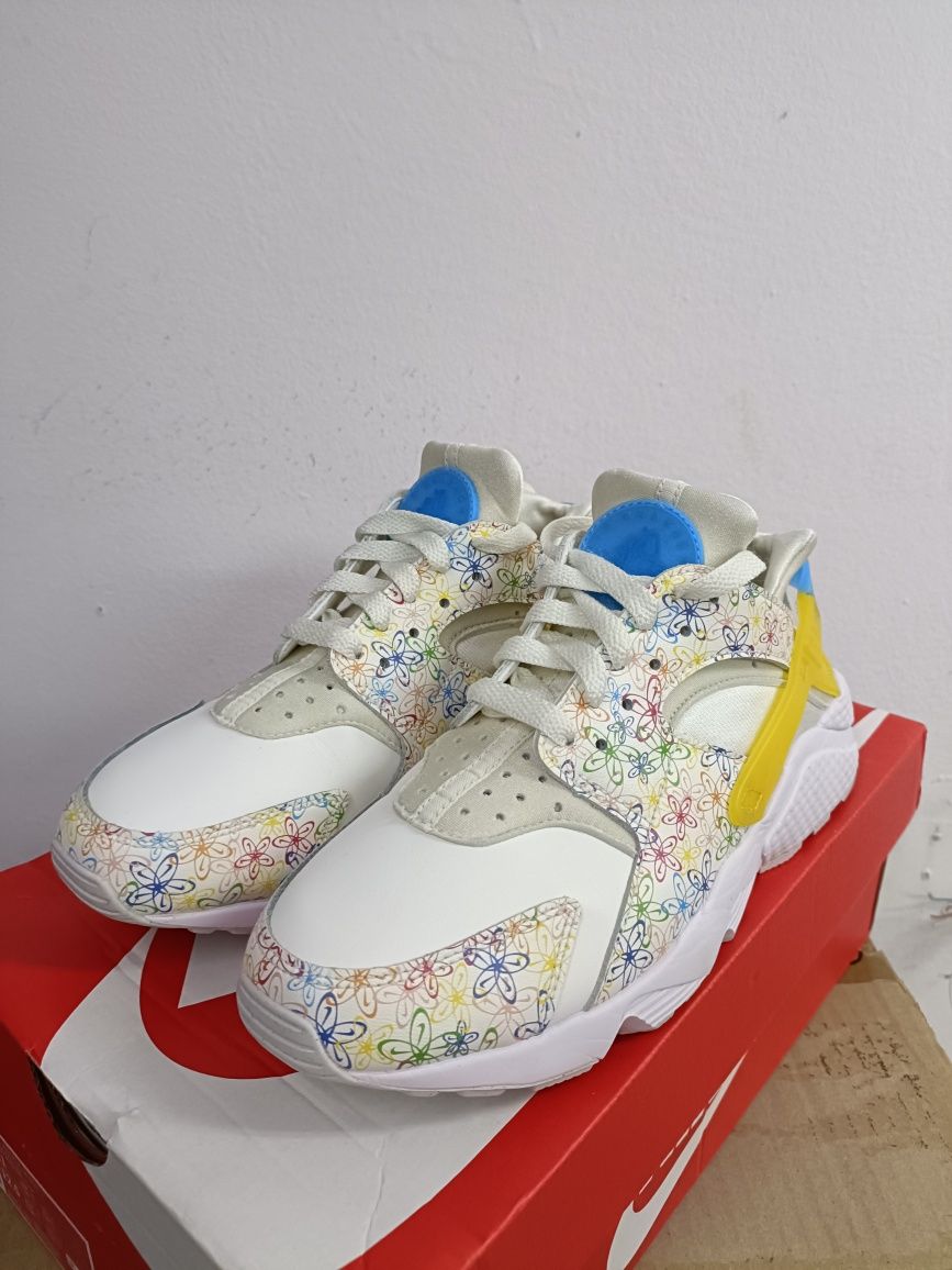 Nike Air Huarache номер 38, 38.5, 39, 40, 40.5