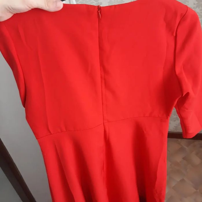 Продам платье размер 44