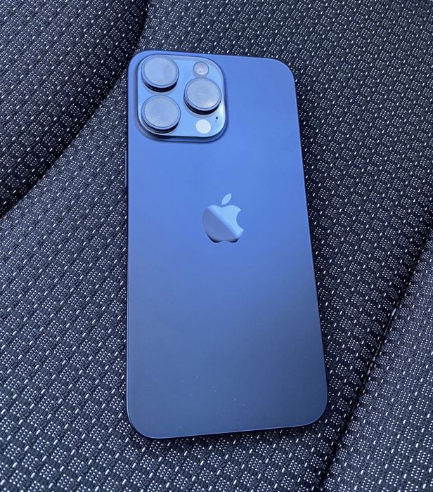 Vand iphone 15 pro max blue sau schimb