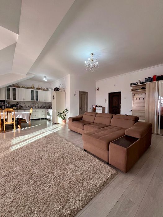 Продам 2-х комнатную квартиру (перепл в 3-х). Дружбы Народов 2/3.Народ