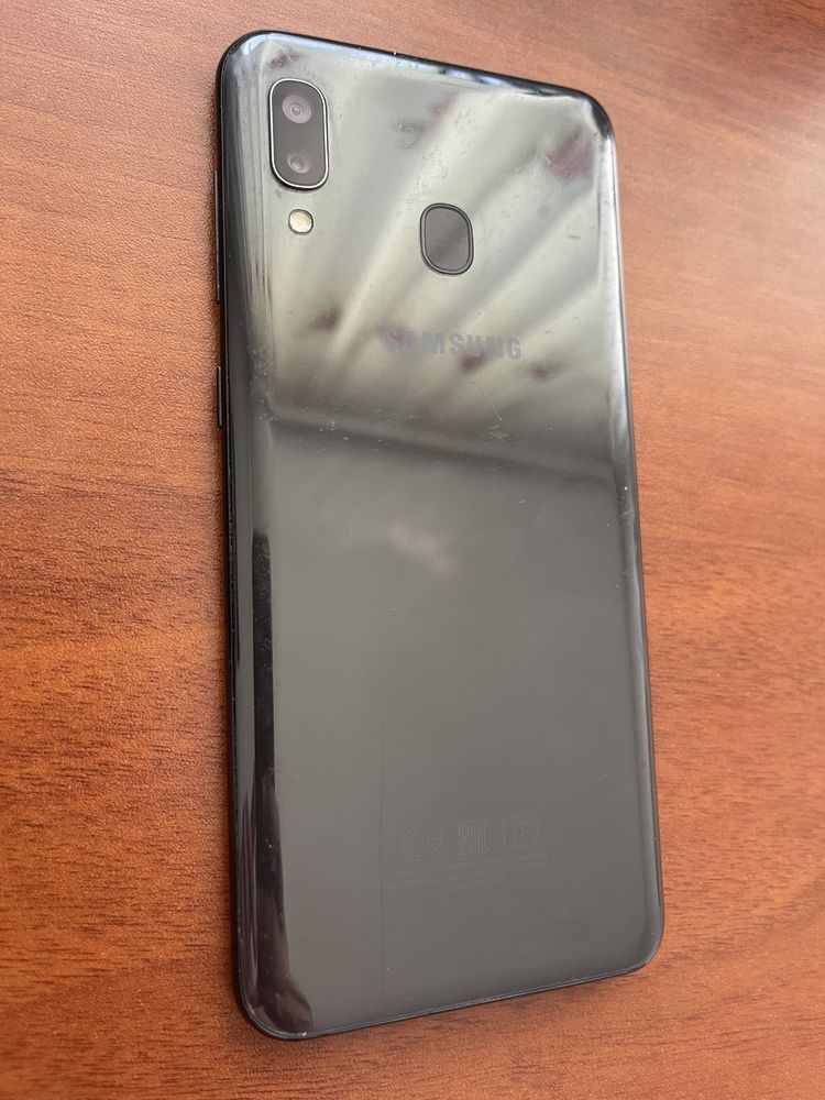 Samsung A20 black