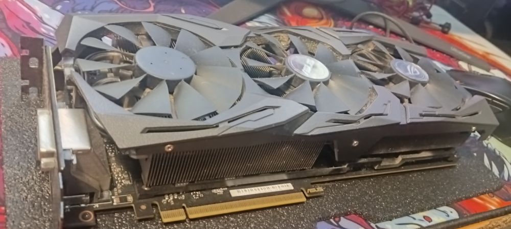 NVIDIA GTX 1080TI strix edition