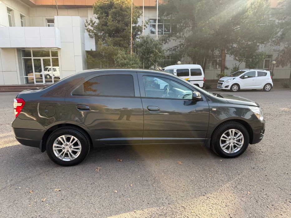 Кобальт автомат 4 поз 2023г. 64000 км