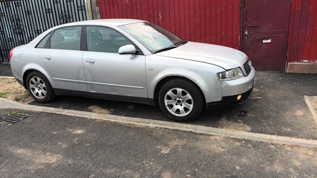 Audi A4 B6 1.6 2004