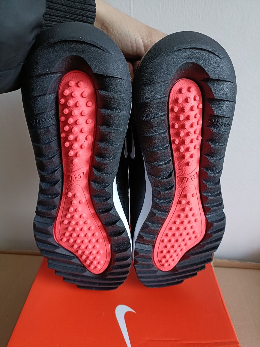 Nike Air Max 270 номер 40