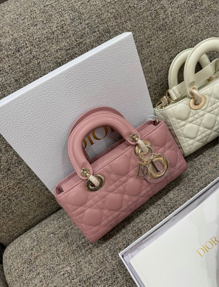Сумка Dior D Joy