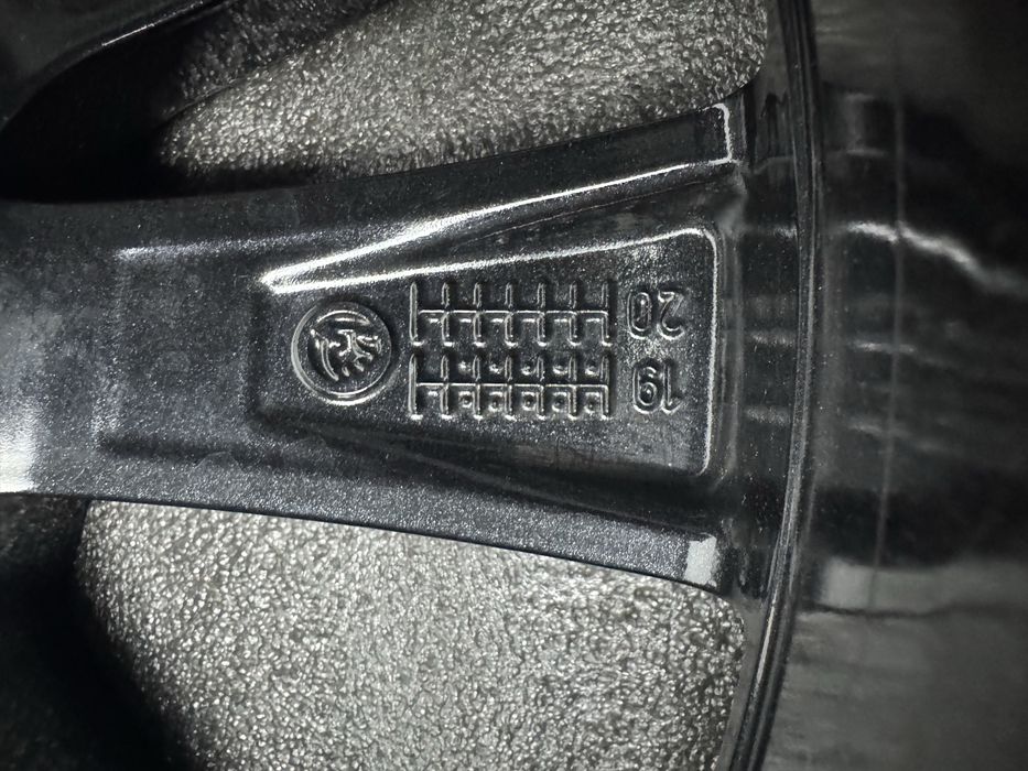 Jante originale Skoda Octavia pe 17