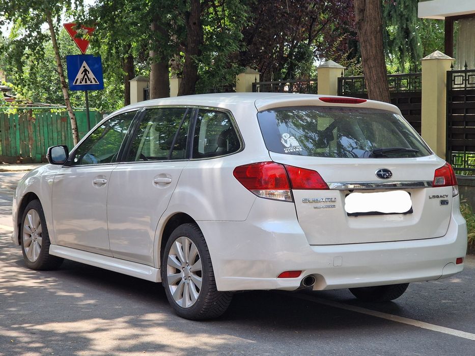 Subaru Legacy 2012 * Bate Motoru * 2.0 D 150 CP Euro 5 * AWD 4x4 * RO