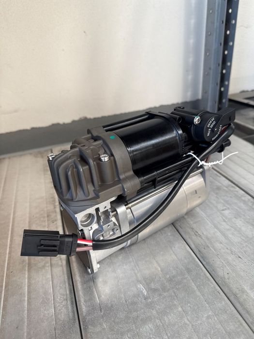 Compresor perne aer BMW Compresor perne aer BMW F07 GT F11 F11N 535i 550i 760i 750i  37106781827 37206789450 ￼⁨0757 136 393